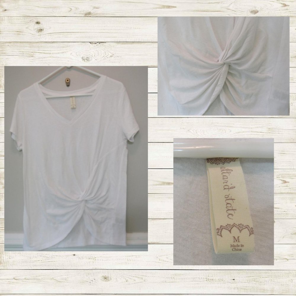 🌵 WHITE TEE WITH KNOT ON SIDE
